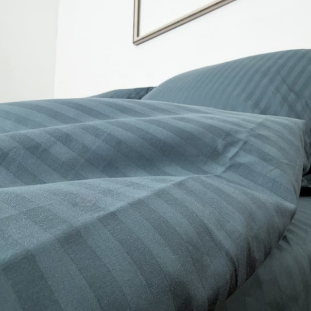 Комплект постільної білизни Vital Textile Сатин Страйп полуторний 150х240 SS1,5-4 - thumbnail 4